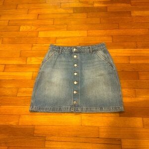 Rachel Parcell Denim button fly skirt size medium